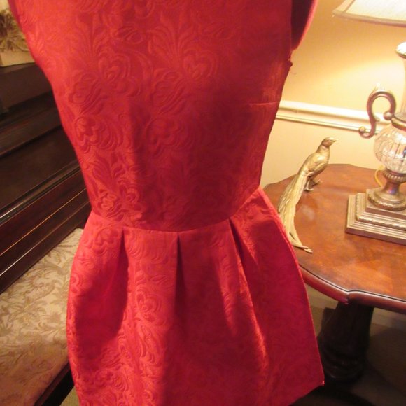 Womens Dress COLOR INCENSE - Red Sleeveless - brocade style -zippered back - Picture 1 of 7